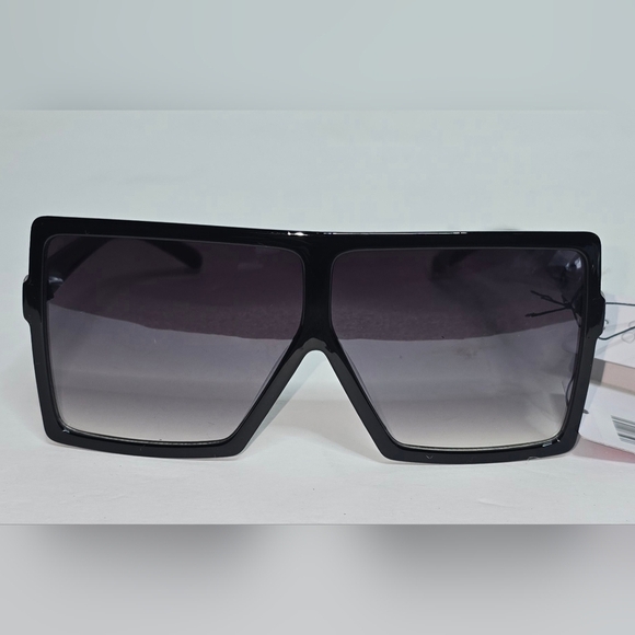 Dazey Shades Accessories - NWT Oversized XXL Large Big FLAT Glossy Women Sunglasses Dazey Shades